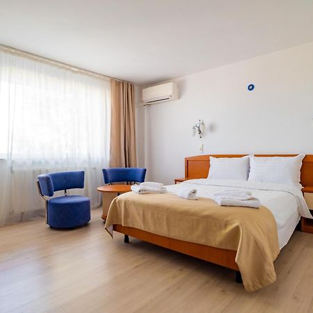Complex Paloma Coral Hotell Mamaia Eksteriør bilde