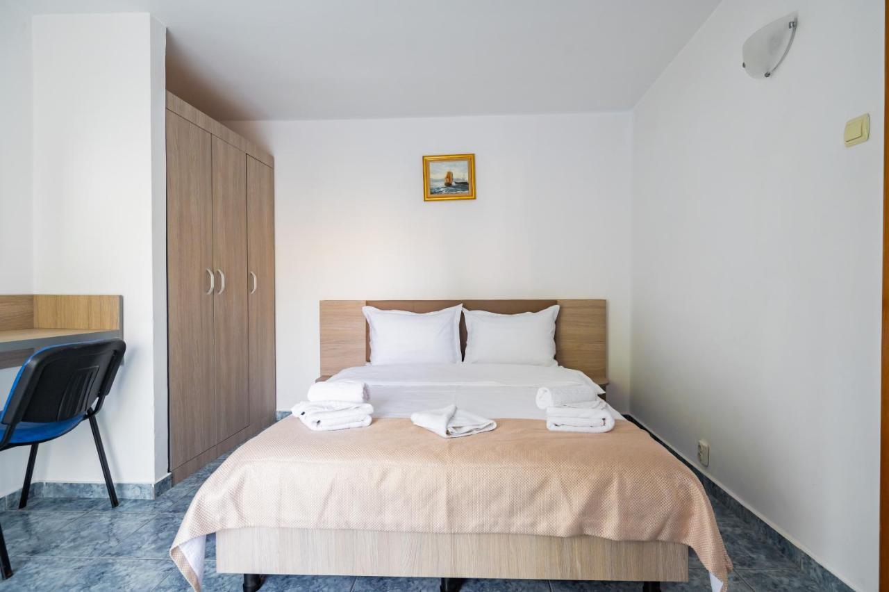 Complex Paloma Coral Hotell Mamaia Eksteriør bilde