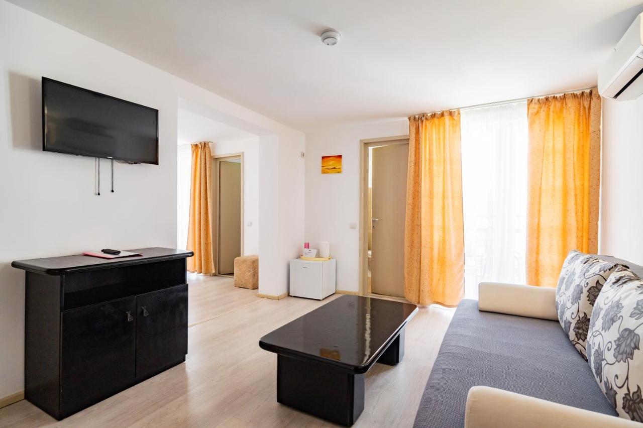 Complex Paloma Coral Hotell Mamaia Eksteriør bilde