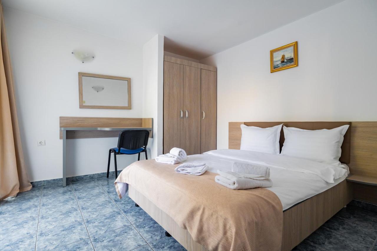 Complex Paloma Coral Hotell Mamaia Eksteriør bilde