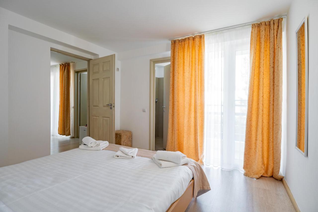 Complex Paloma Coral Hotell Mamaia Eksteriør bilde