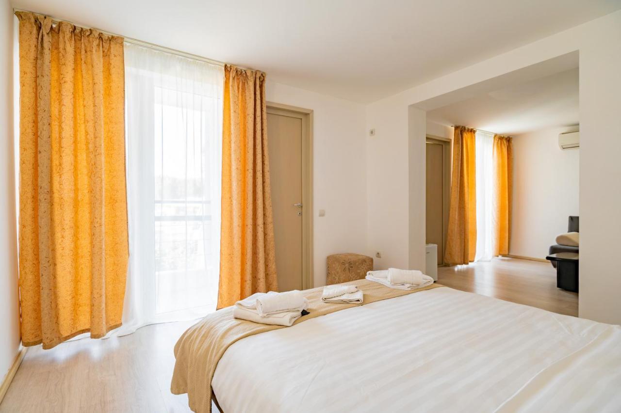 Complex Paloma Coral Hotell Mamaia Eksteriør bilde