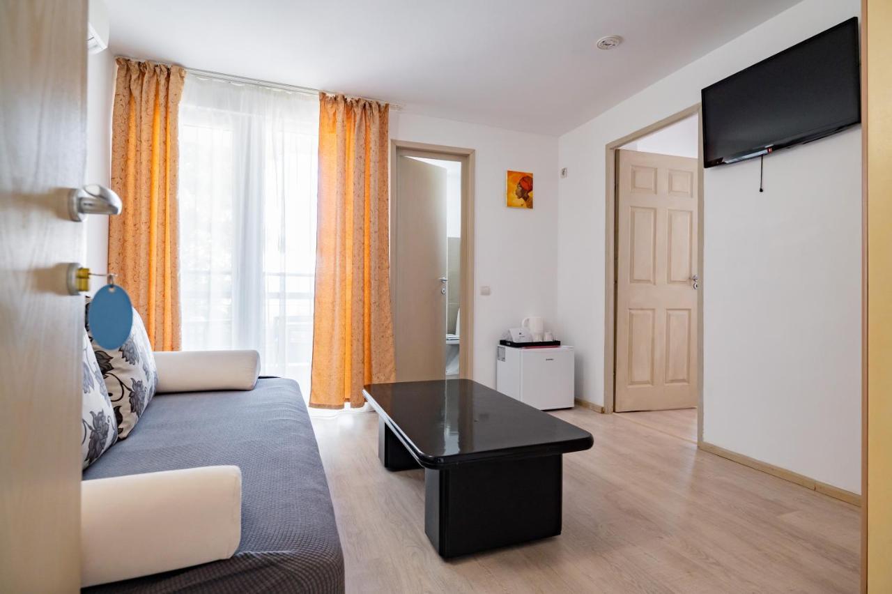Complex Paloma Coral Hotell Mamaia Eksteriør bilde